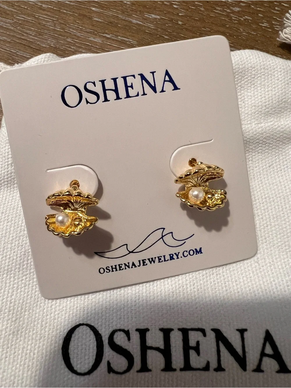NEW Oshena shell earrings